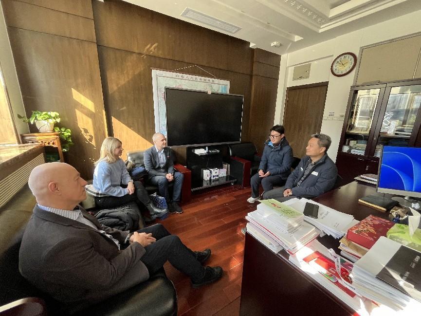 eed8f86c9fc14055b726f702d5d11b37