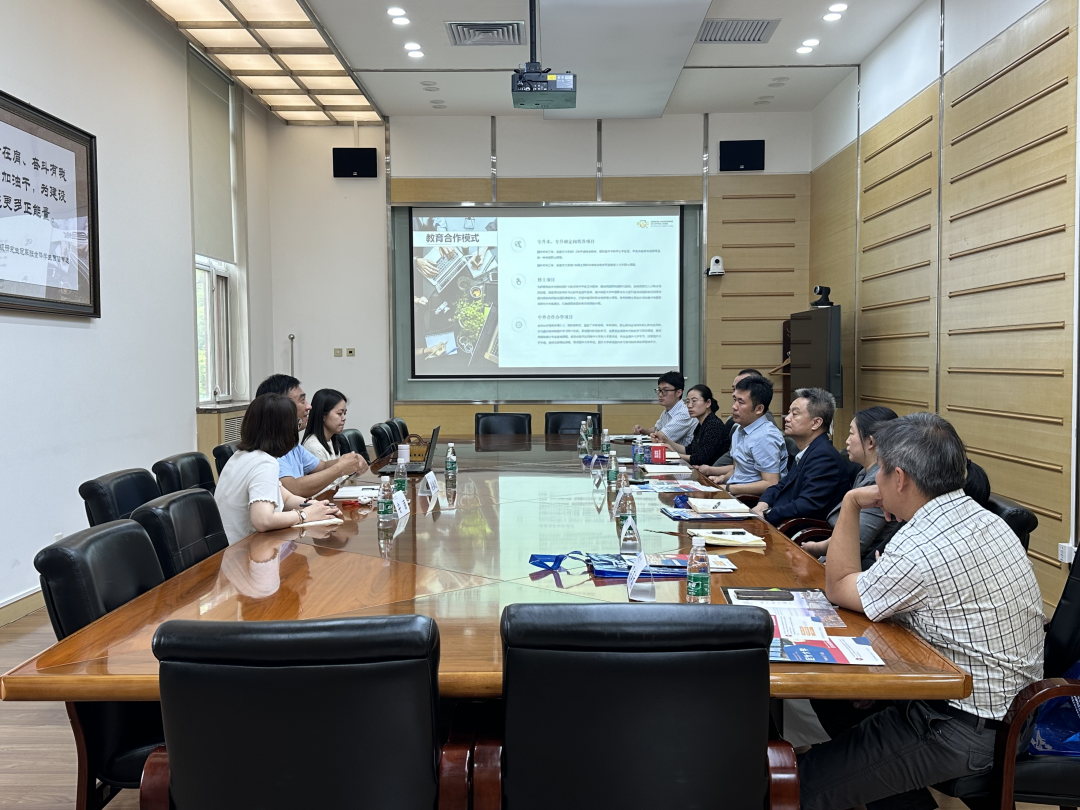 a9f52ee43410415181cf968e3859a7ba