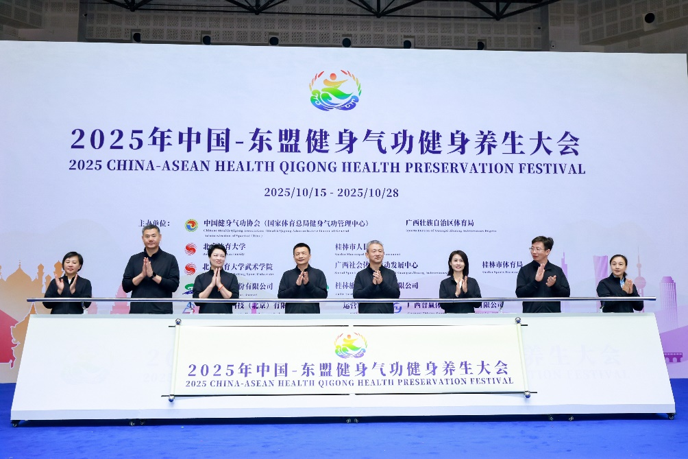 21b0dc1b028f4e3398ebedfc01230daf